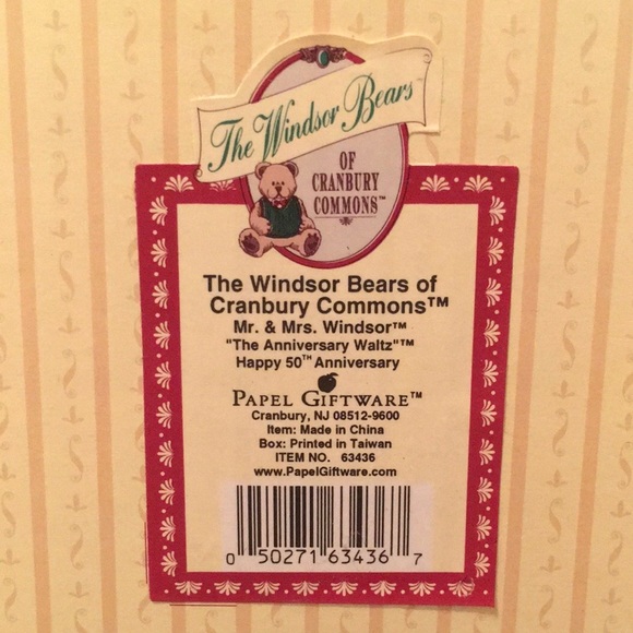 Windsor Bears “50th Anniversary Waltz” NEW - Picture 5 of 7